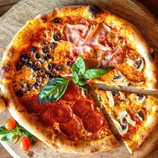 Pizza Quattro Stagioni