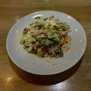 salată caesar
