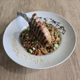Cotlet de porc cu sos de ciuperci
