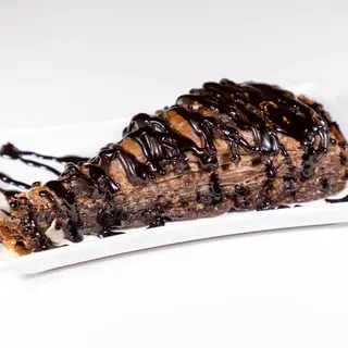 BAKLAVA TRIUNGHI CU CIOCOLATA