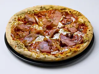 Pizza Canibale mica