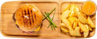 Burger de vită cu cartofi wegdes și sos homemade