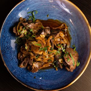 Ficatei de pui cu ceapa si piure de cartofi 450 g