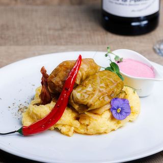 Sarmale cu mamaliga, smantana si ardei iute 490 g