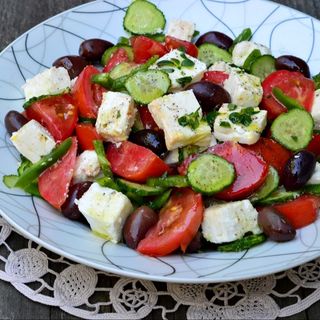 Salata greceasca 350 g