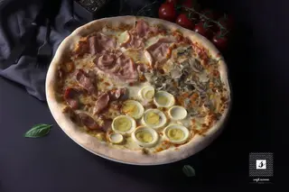 Pizza Quattro Stagioni Ø 33 cm