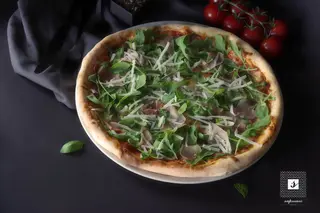 Pizza con Crudo Ø 33 cm