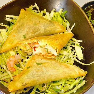 Sambusek cu creveti si legume  3 buc /120 g