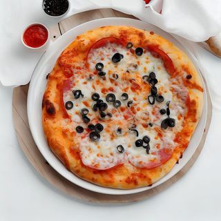 Pizza Salami medie Ø 32 cm