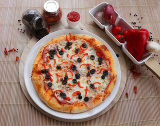 Pizza Capricciosa XXL Ø 45 cm