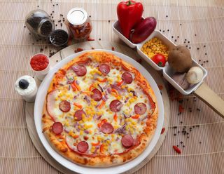 Pizza Taraneasca XXL Ø 45 cm