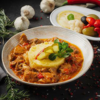 Tigaie picanta (pui, porc, vita) 240/70/150/200 gr