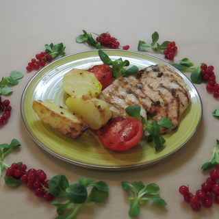 piept de pui la gratar rosie coapta