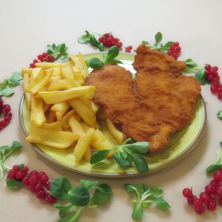 snitel de pui cu cartofi prajiti