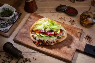 Doner kebab cu pui si curcan