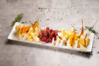 Platou brânzeturi pentru 2 persoane