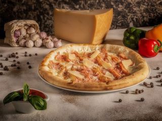 Pizza Carbonara Ø 32cm