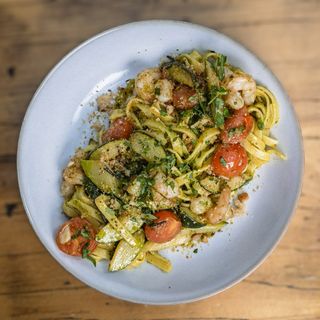 Tagliatelle Scampi e Zucchini