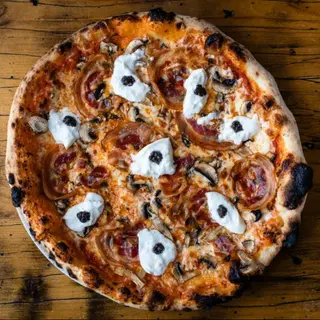 Pizza Pancetta e Burrata