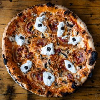 Pizza Pancetta e Burrata