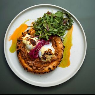 Pulled Pork Eggs Benedict 