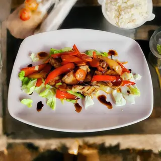 Muschiulet de porc cu legume