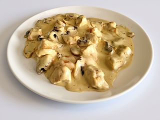Pui cu ciuperci si smantana