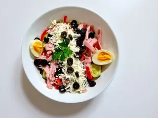 Salata Bulgareasca