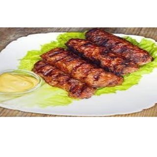 Mititei cu paine si mustar