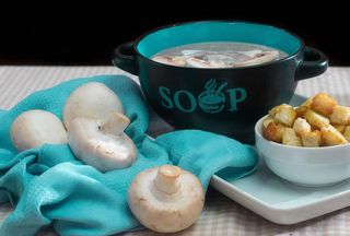 Zuppă cremă di funghi