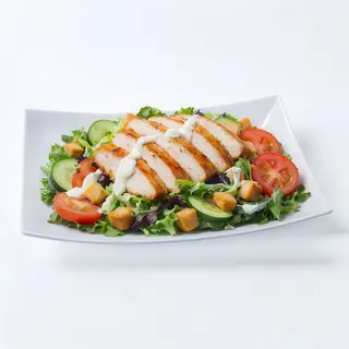 Salată cu piept de pui