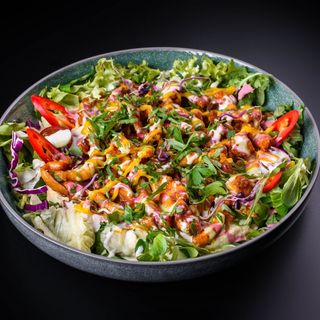 Shaorma de pui pe pat de humus