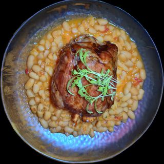 Ciolan cu iahnie de fasole