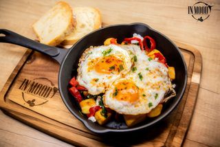 Breakfast Eggs & Fries