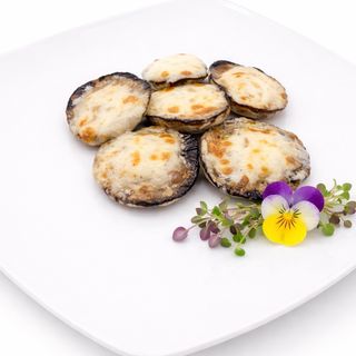 Ciuperci la cuptor cu mozzarella 