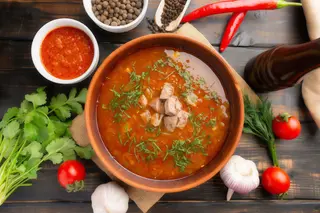  Ciorbă ţărănescă de vita 350 gr
