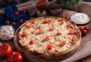 Pizza Margherita Parmigiano medie