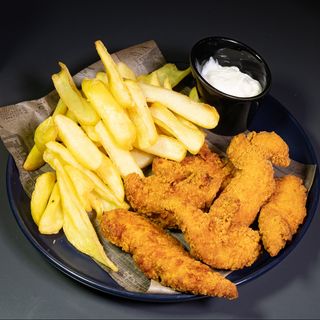 Piept de pui crispy nepicant si cartofi dip