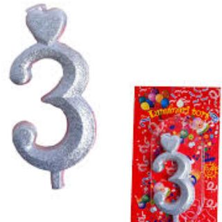 Lumanare argintie cifra 3