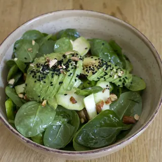 Salata zucchini vegan