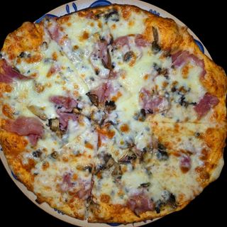 Pizza Prosciutto e funghi