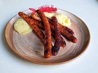 Carnati grill cu piure