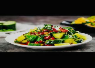 salata de castraveti