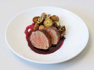 Muschiulet porc in sos de miere si mustar