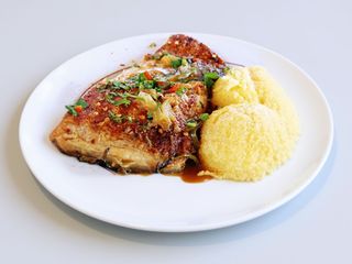 Saramura de crap cu mamaliguta