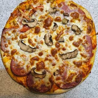 Pizza Anghinare (medie)