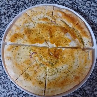 Placinta cu cascaval si sunca