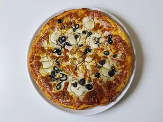  Pizza Ricotta  (medie)