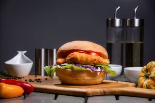 Sandwich cu șnițel de pui
