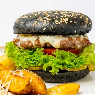 French Burger cu Cartofi Wedges